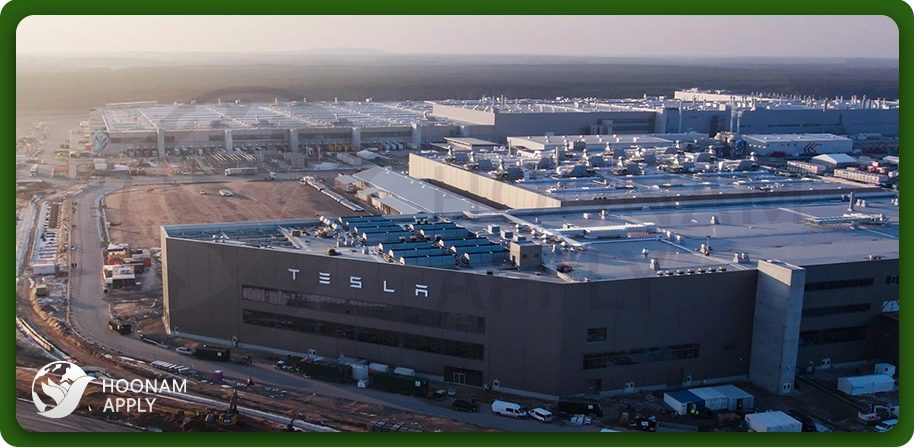 تصویری از کارخانه ی خودروسازی تسلا در شهر گرونهیده(Grünheide) - براندنبورگ آلمان